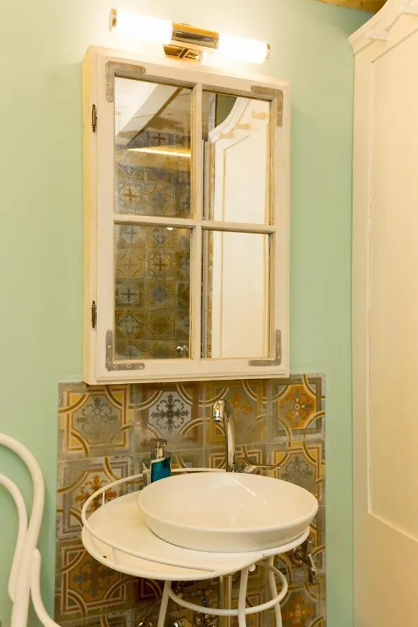 Artistic Apartment Budapeste