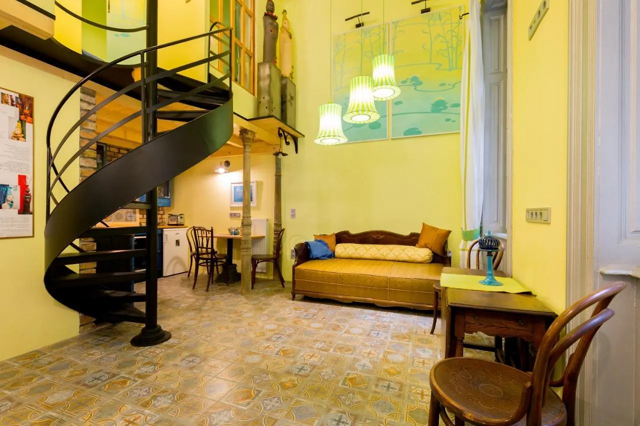 Artistic Apartment Budapest 0*,