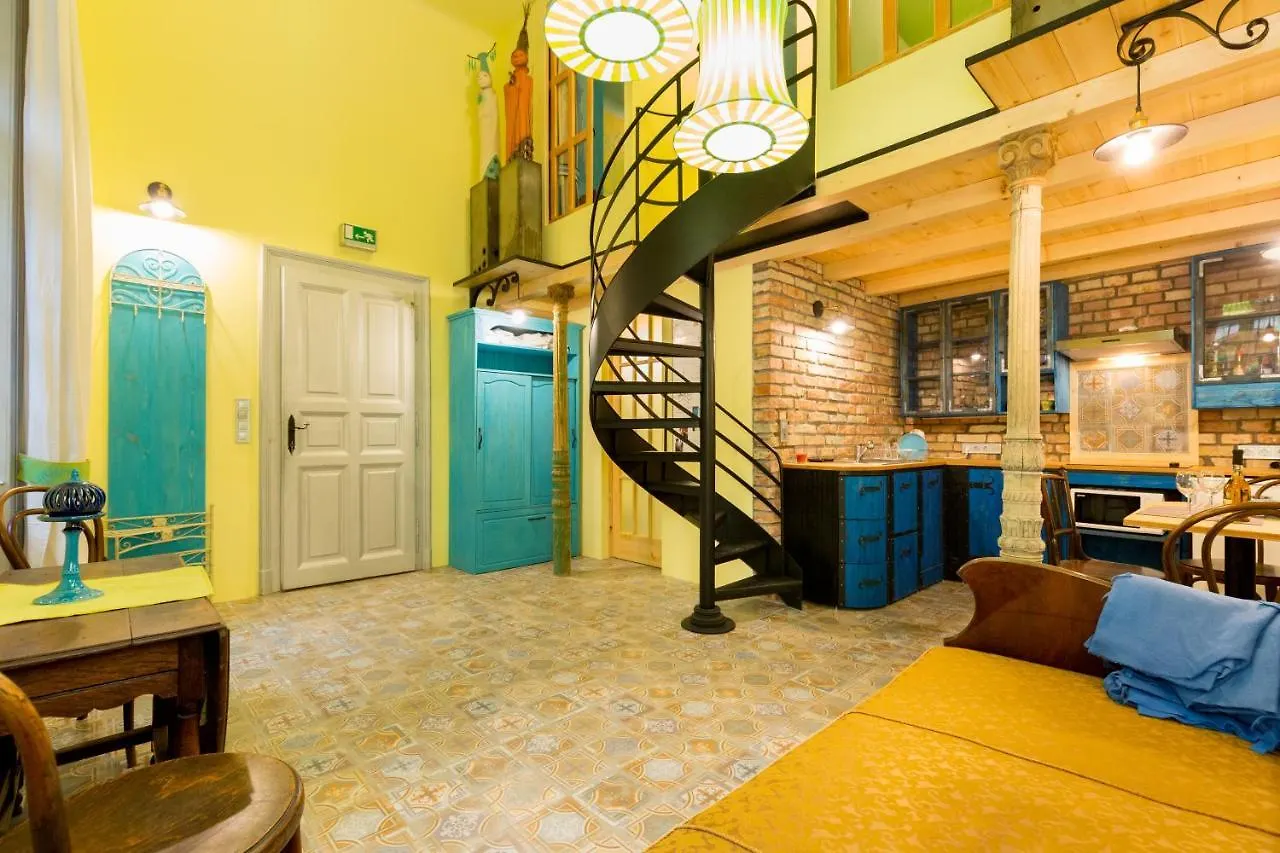 Artistic Apartment Budapest